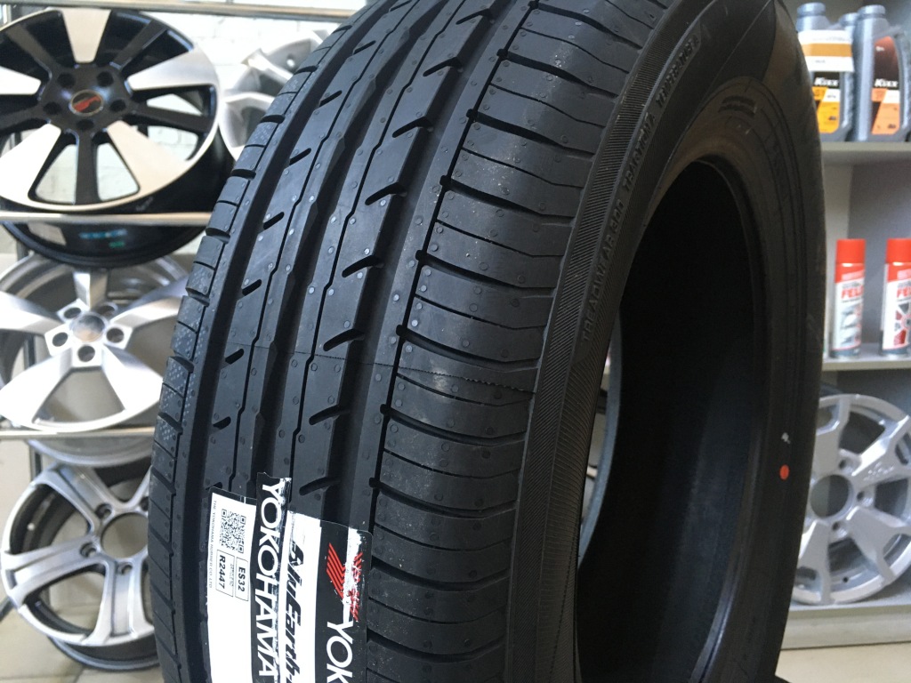 YOKOHAMA ES32 б/к 205/55R16 91V